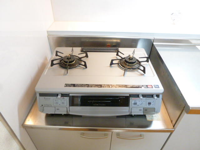 Kitchen. Two-burner stove