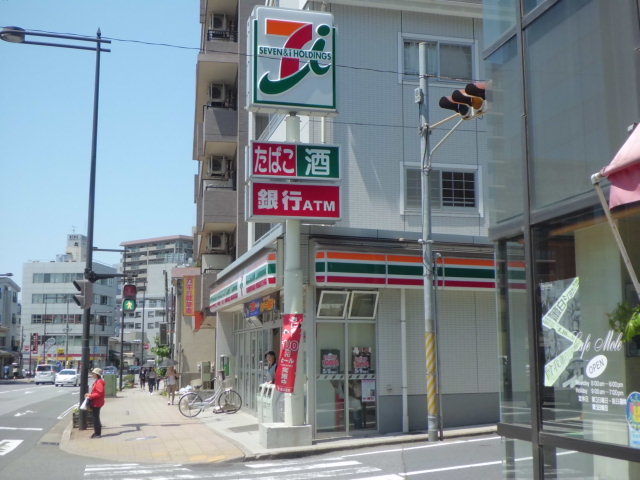 Convenience store. 216m to Seven-Eleven (convenience store)