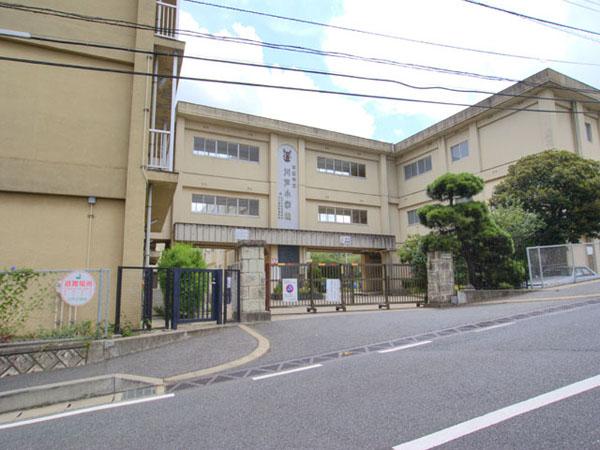 Primary school. Kawato until elementary school 730m