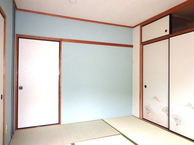 Living and room. Japanese-style room 6 quires