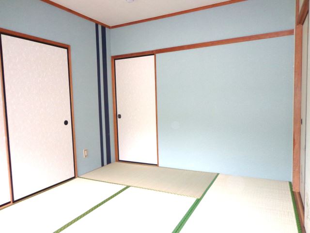 Living and room. Japanese-style room 6 quires