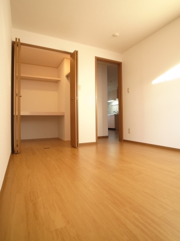 Other room space. Since the allocation, It is also available as 1LDK ☆