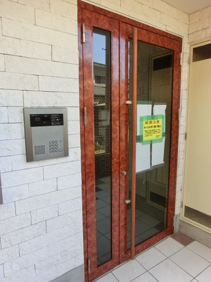 Security. Auto-lock support of Entrance