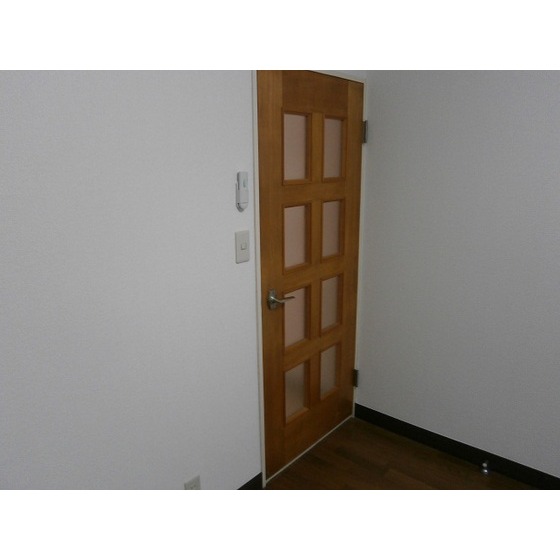 Other room space. Western-style room door