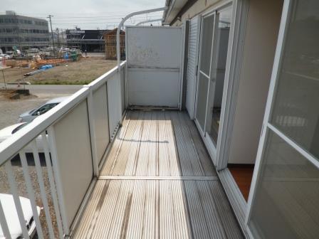 Balcony. Spacious veranda Parking in front of the eyes