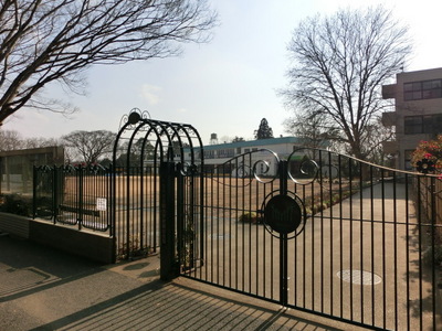 kindergarten ・ Nursery. Akinori junior college included kindergarten (kindergarten ・ 460m to the nursery)