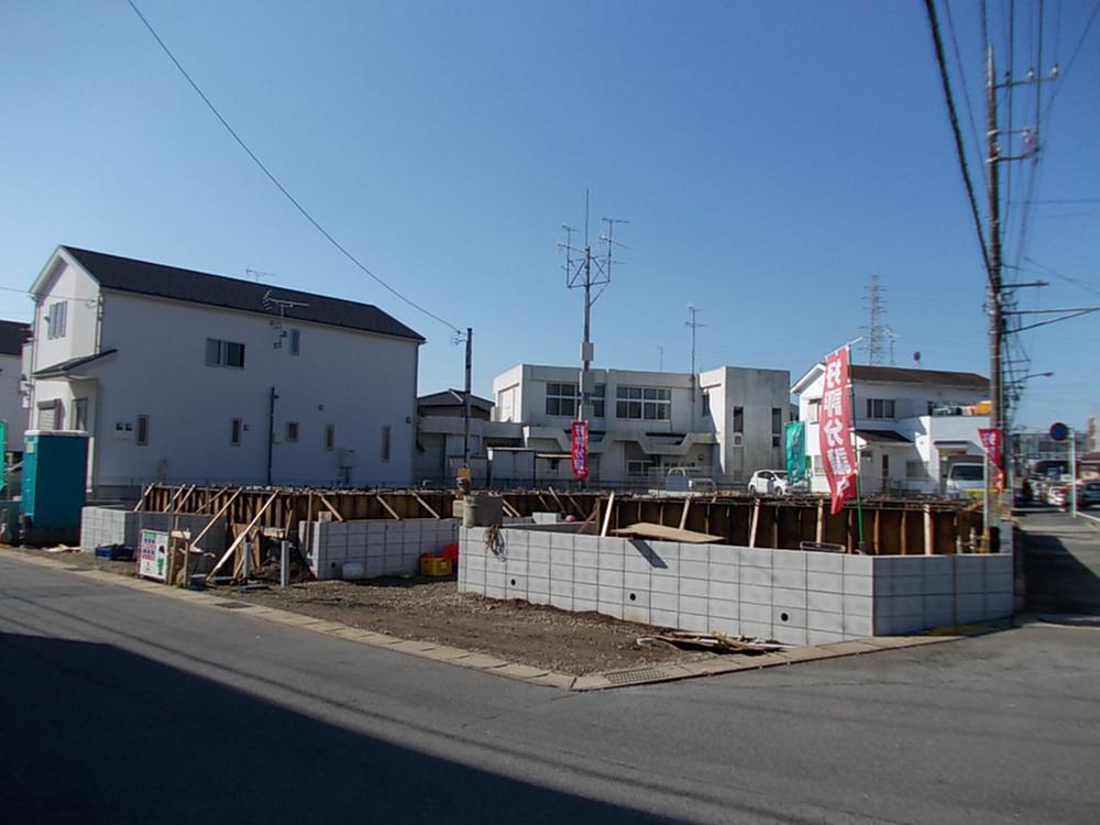 Local photos, including front road. Phase 3 subdivision and front road Front road is also widely (6.5m road ・ Car traffic is not many) is neat sunny subdivision Easy also parking. It is flat land.