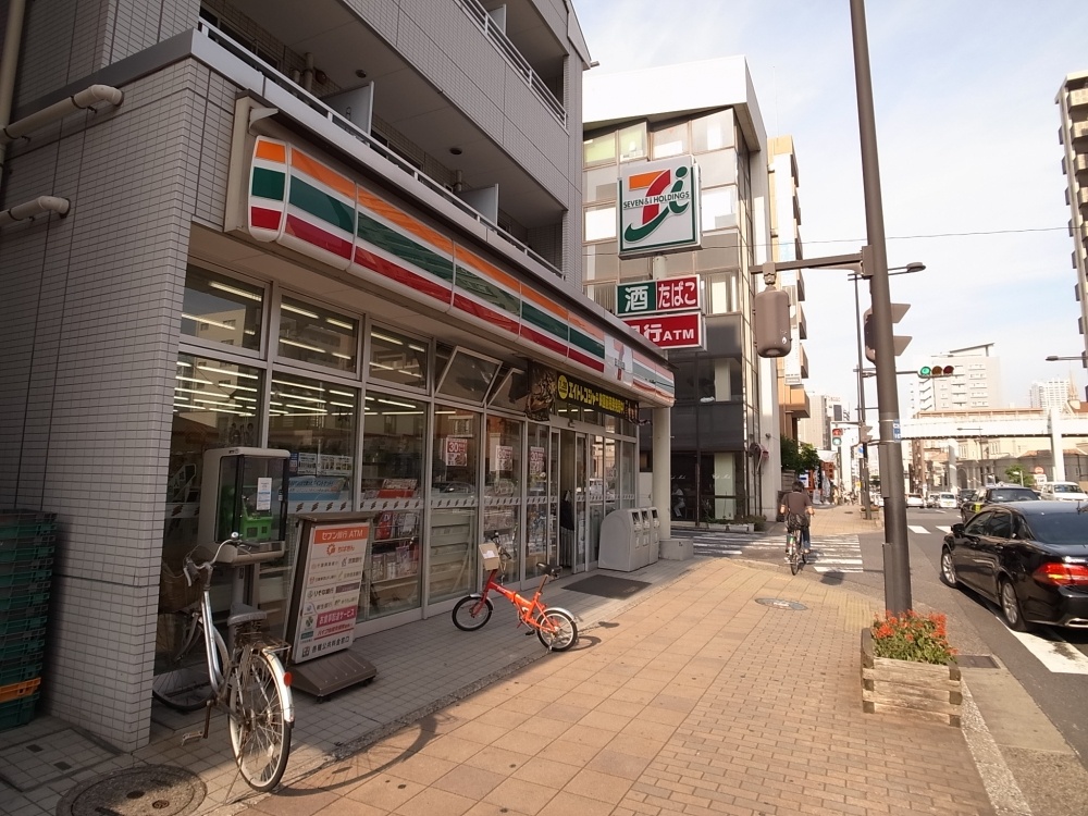 Convenience store. Seven-Eleven Noborito shop until the (convenience store) 245m