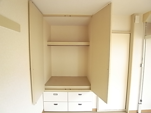 Other. Storage & is with wardrobe ☆ 