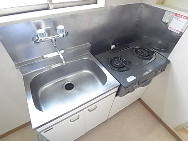 Kitchen. Two-burner stove is can be installed ☆ 