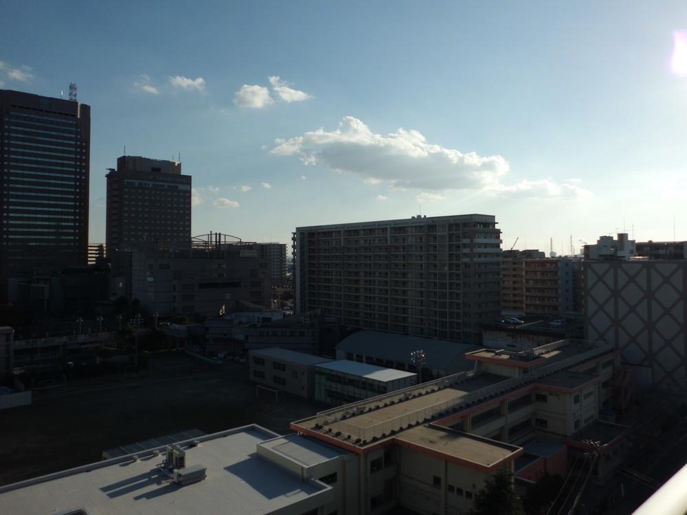 View photos from the dwelling unit. View from the balcony (December 2013) Shooting