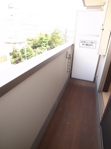 Balcony. It is a lot Hoseru wide balcony your laundry ☆