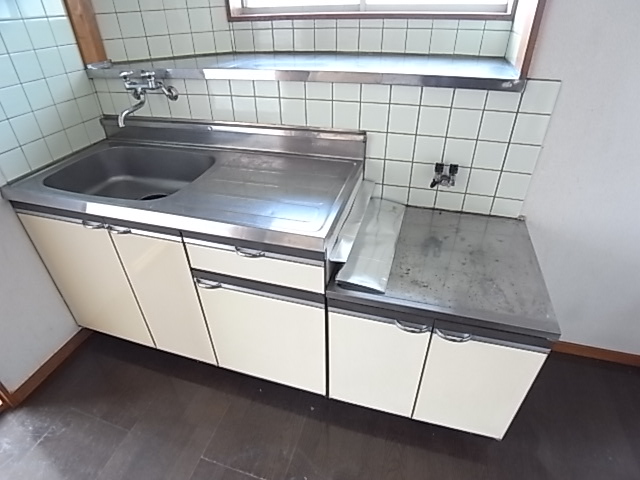 Kitchen. Two-burner you can stove installation ☆