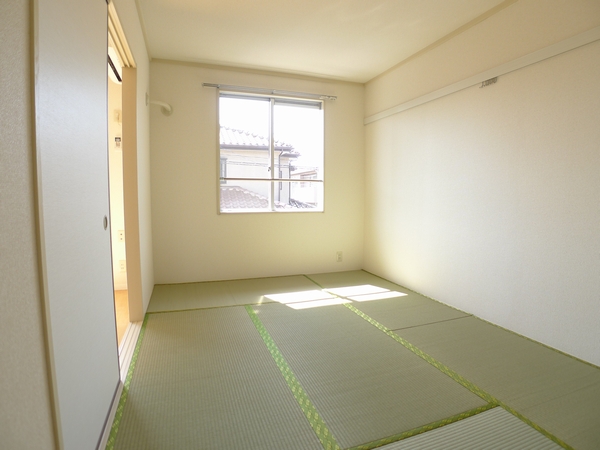 Other room space. Photo: Room 201