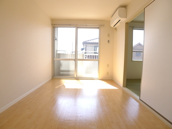 Other room space. Photo: Room 201