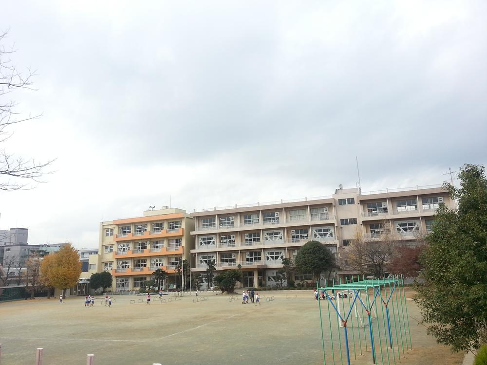 Primary school. 833m until the Chiba Municipal Benten Elementary School