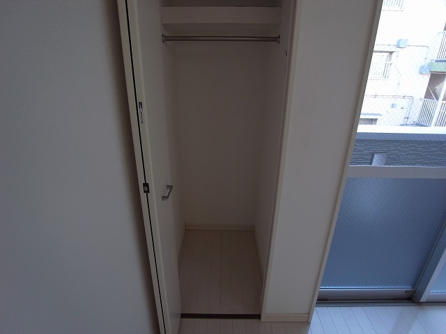 Other. There is also a closet storage ☆