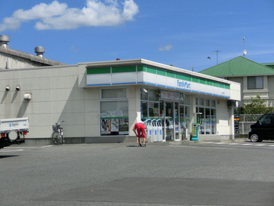 Convenience store. 145m to Family Mart (convenience store)