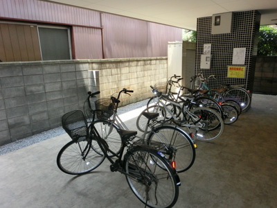 Other common areas. On-site bicycle parking space Yes