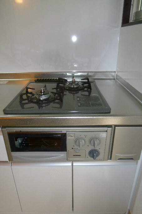 Other Equipment. Brand-new two-burner gas stove (with grill)