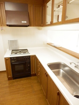 Kitchen. Cooking space is very widely good system kitchen user-friendly.