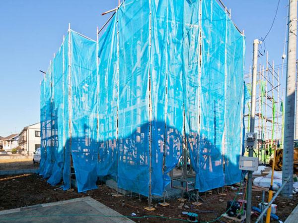 Local appearance photo. Building 2