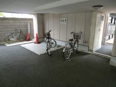 Entrance. There is also a bike shelter