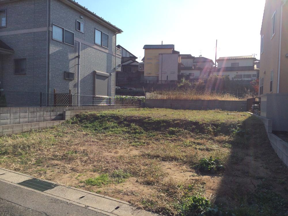 Local appearance photo. Local (12 May 2013) Shooting