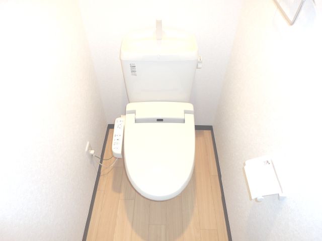 Toilet. It is with washlet.