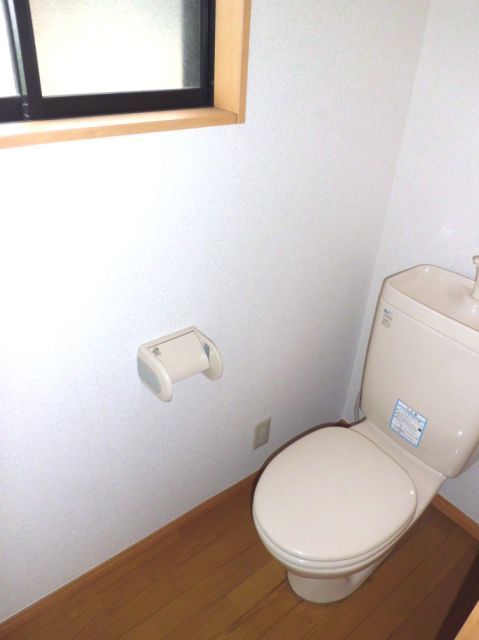 Toilet. reference image