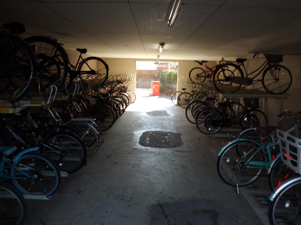 Other. Bicycle parking (11 May 2013) Shooting