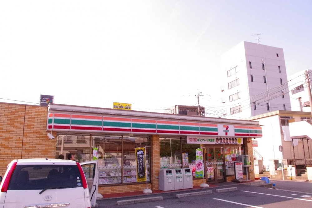 Convenience store. seven Eleven 195m to Chiba Enable 2-chome (convenience store)
