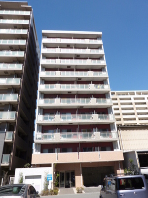 Building appearance. Good location of the JR Keiyo Line Chiba Minato Station a 10-minute walk.