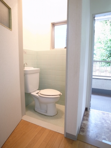 Toilet. Entrance of the immediate vicinity. This distance is convenient ☆ Huh ~ It was in time ☆  ☆ 