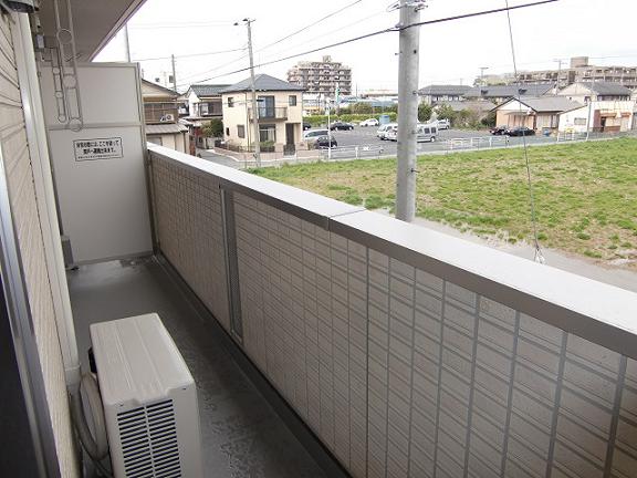 Balcony. Spacious balcony ☆