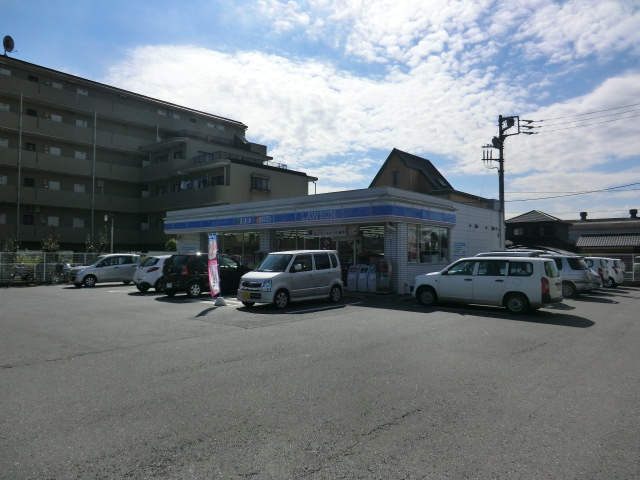 Convenience store. Lawson Chiba Suehiro Chome store up (convenience store) 175m