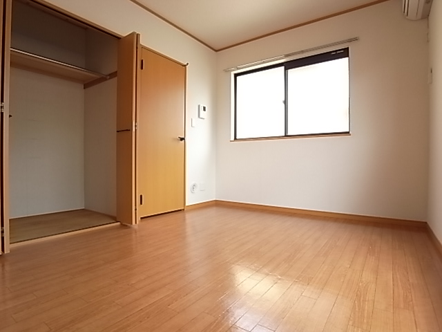 Other room space. Beautiful flooring