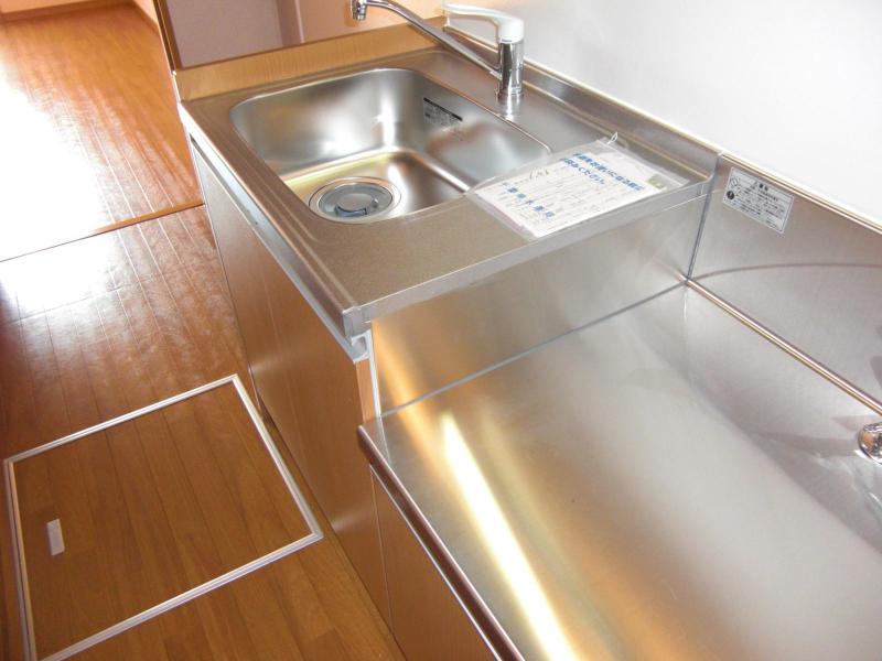 Kitchen. Sink charm of shiny happy two-burner stove installation Allowed