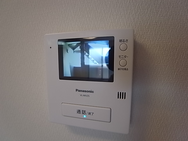 Security. Crime prevention surface is also safe in the TV monitor with intercom ☆