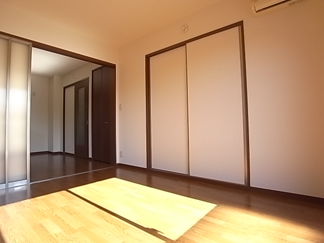 Other room space. It is open and open the partition