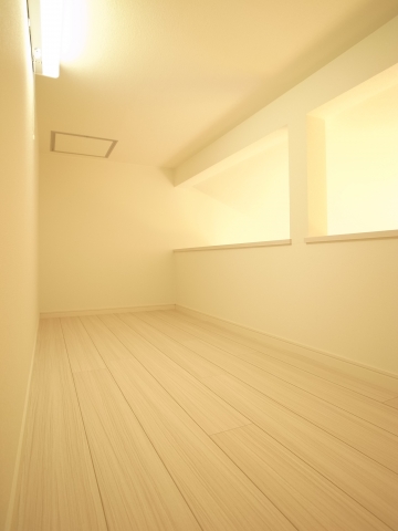 Other room space. You longing hideaway loft!