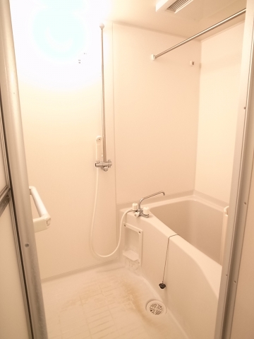 Bath. Same property, It will be a separate room in the room photo