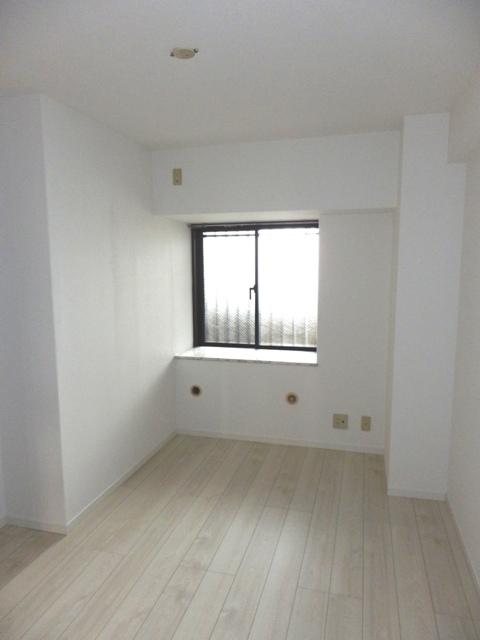 Non-living room