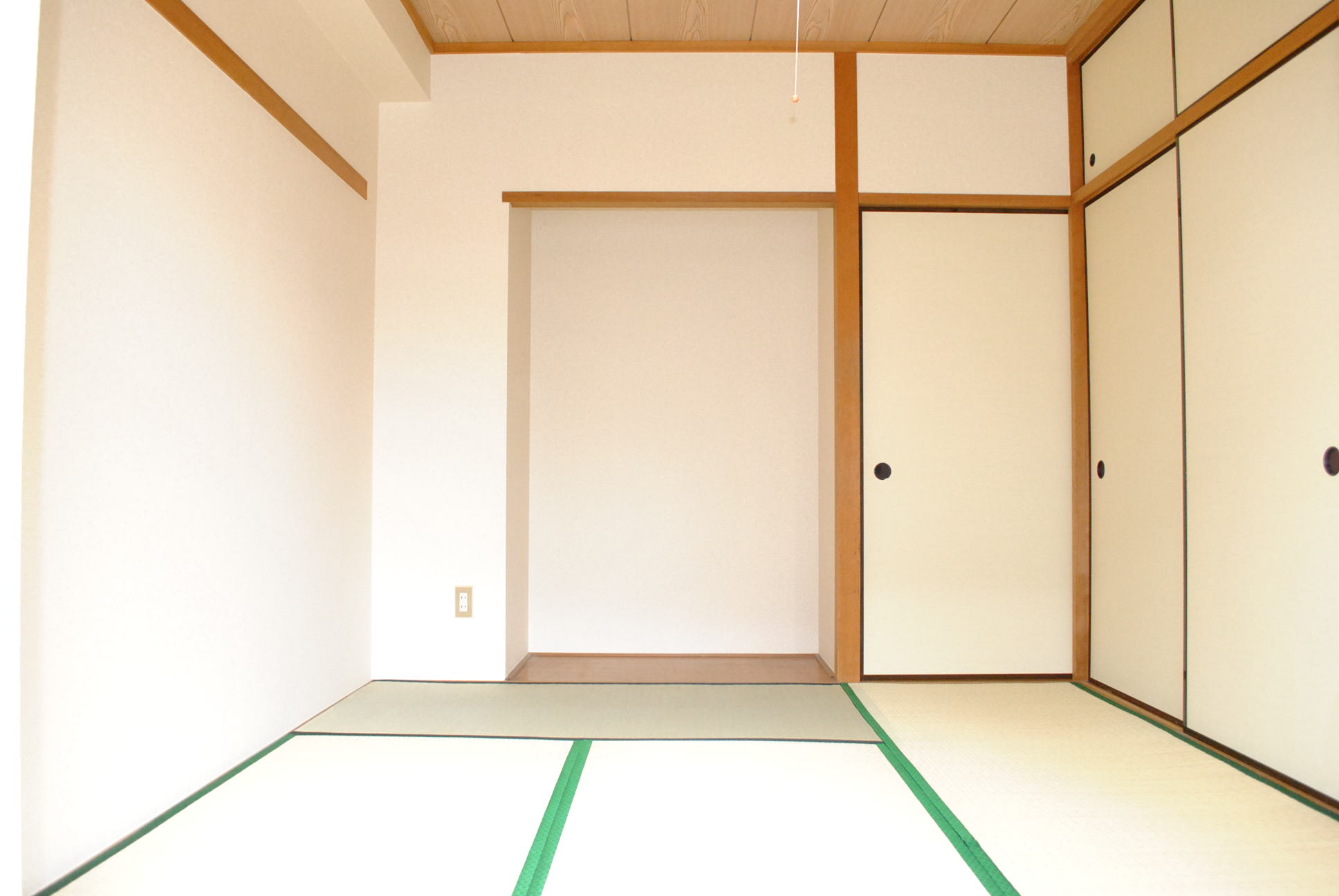 Living and room. Japanese-style room 6 quires