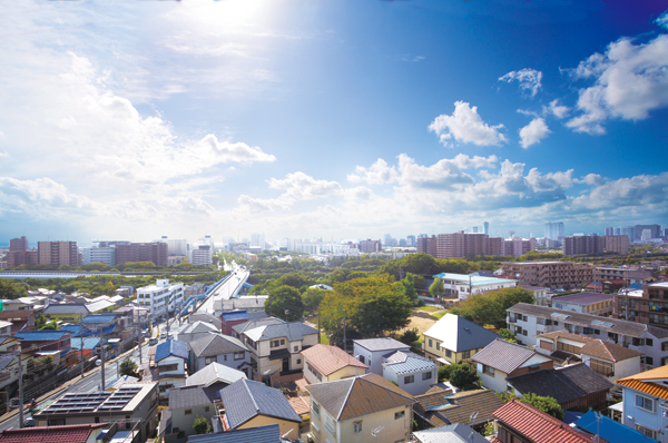 Local 8th floor ・ Carefree view from the balcony ※ East Residence ・ 802, Room ・ September 2013 from E90C type shooting