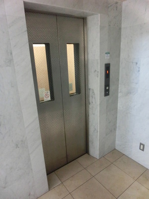 Other common areas. Lifts