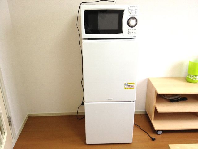 Other Equipment. refrigerator ・ It is a microwave oven.