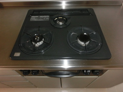 Other Equipment. 3-neck system kitchen with grill