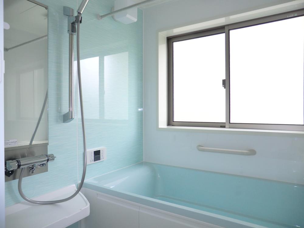 Bathroom. (C Building)