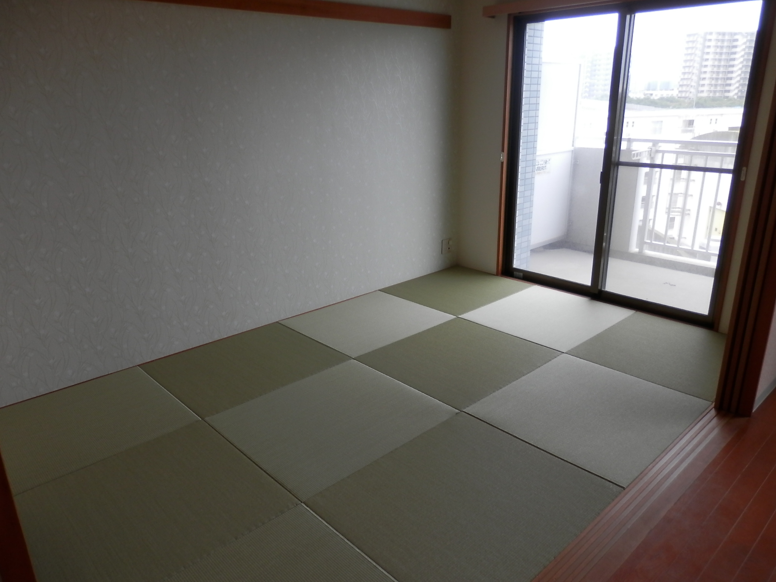 Other room space. Ryukyu tatami new goods